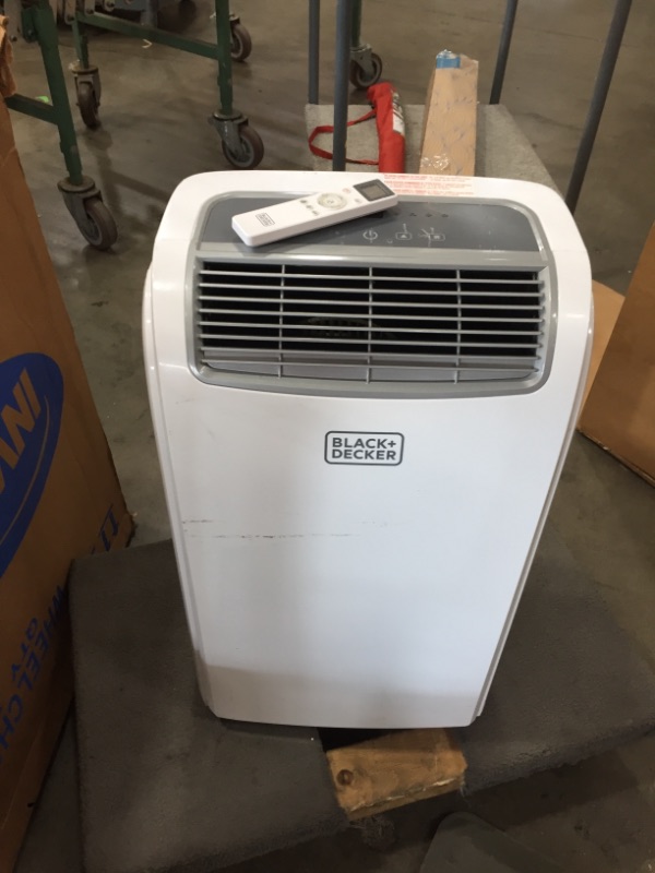 Photo 2 of BLACK+DECKER BPT05WTBA Portable Air Conditioner with Remote Control, 5,000 BTU SACC/CEC (8,500 BTU ASHRAE), Cools Up to 150 Square Feet, WhiteFollow Me Remote
