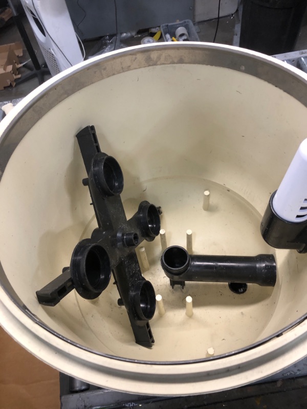 Photo 5 of ***PARTS ONLY******PARTS ONLY***  NOT FUCTIONAL***Pentair 160340 Clean and Clear Replacement 320 Square Foot 120 Gallons Per Minute In Ground Swimming Pool Filter Pump Cartridge Assembly***PARTS ONLY******PARTS ONLY***