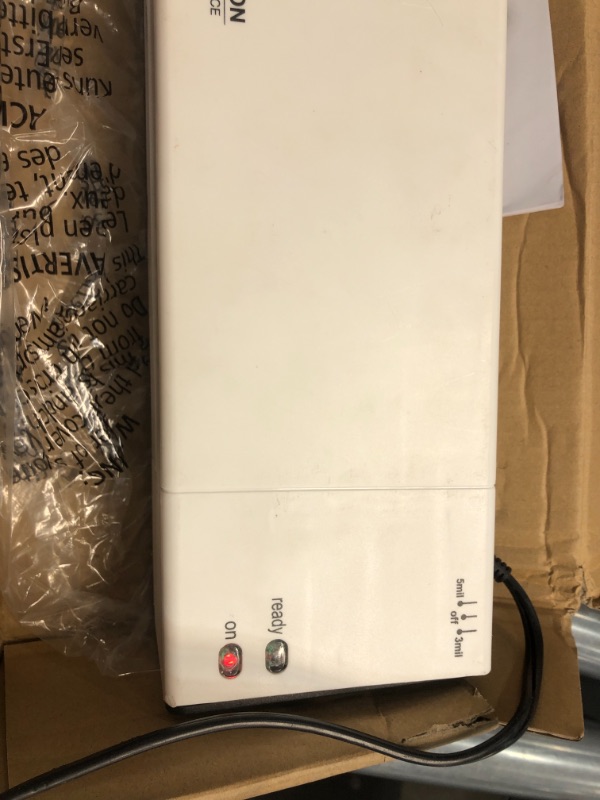 Photo 4 of Amazon Basics 12-Inch Thermal Laminator Machine