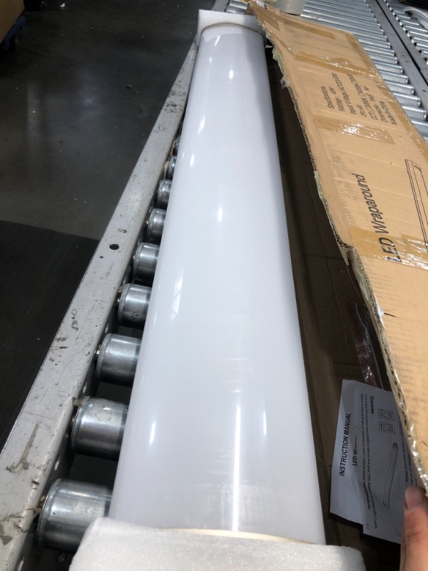 Photo 2 of 4FT LED Flush Mount Puff Lights, 40W 4500LM, 4000K Neutral White, 48 Inch Linear LED Kitchen Ceiling Lighting Fixtures for Laundry, Craft Room, Fluorescent Light Replacement
PREVIOUSLY OPENED