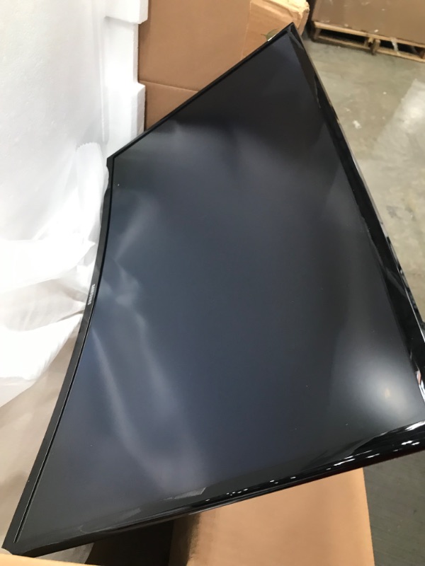 Photo 1 of Samsung C27F390 27" Curved Screen LED LCD Business Monitor - 1920 x 1080 FHD Display - Vertical Alignment (VA) Panel - 1800R Ultra-curved screen
