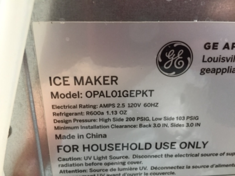 Photo 5 of GE Profile OPAL01GEPKT Opal | Countertop Nugget Ice Maker, Stainless Steel Wrap with Gray Accents & LED Lighting

//tested, turns on //missing components
