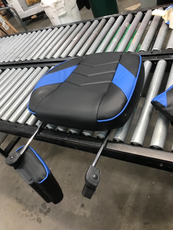 Photo 4 of RESPAWN RSP110 Racing Style Gaming Reclining Ergonomic Chair with Footrest Blue

//MISSING HARDWARE//PREVIOUSLY OPENED