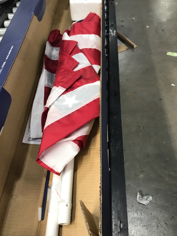 Photo 2 of Annin Spinning Pole 60" x 36" American Flag Estate Set