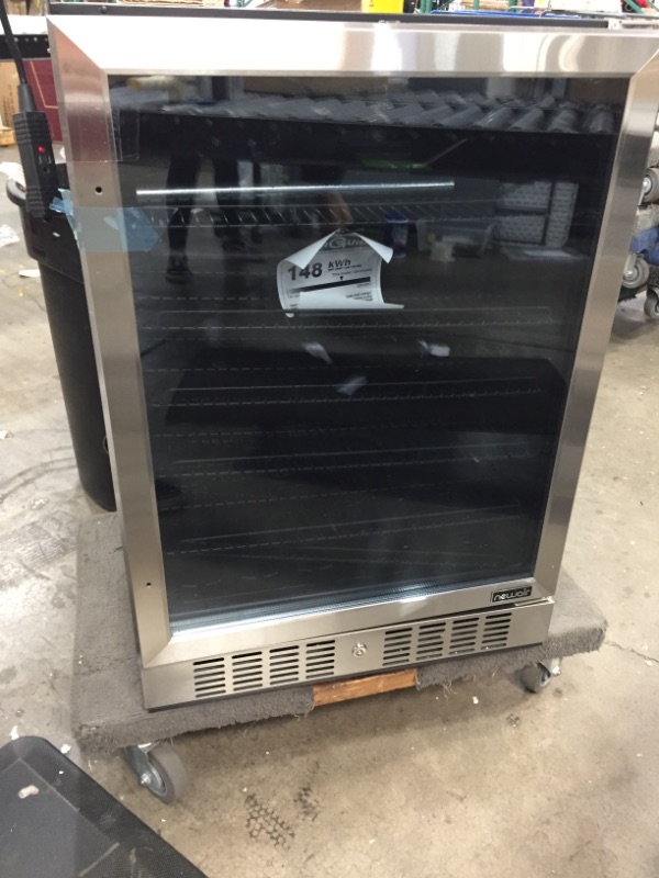 Photo 3 of 24 in. 177 (12 oz) Can Built-In Beverage Cooler Fridge w/ Precision Temp. Controls, Adjustable Shelves - Stainless Steel
//dents //dirty // tested power On