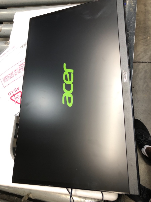 Photo 2 of Acer SB220Q bi 21.5 Inches Full HD (1920 x 1080) IPS Ultra-Thin Zero Frame Monitor (HDMI & VGA Port), Black
