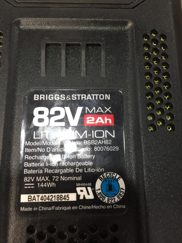 Photo 5 of SET OF 2 Briggs & Stratton 82V MAX 2.0 Lithium-ion Battery for Snapper XD Cordless Electric Tools
WITH CHARGER