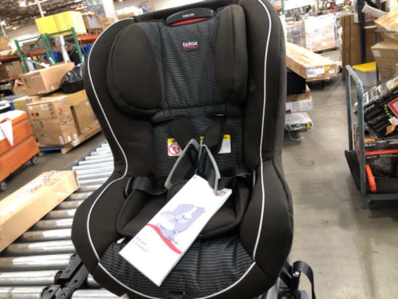 Photo 3 of Graco Grows4Me 4-in-1 Convertible Car Seat - West Point