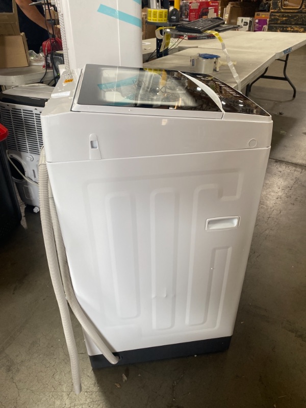 Photo 3 of **No work code f8
BLACK DECKER 20.3 in. 1.6 cu. ft. Portable Top Load Electric Washing Machine in White DAMAGED FROM SHIPPING, PLEASE SEE PHOTOS 