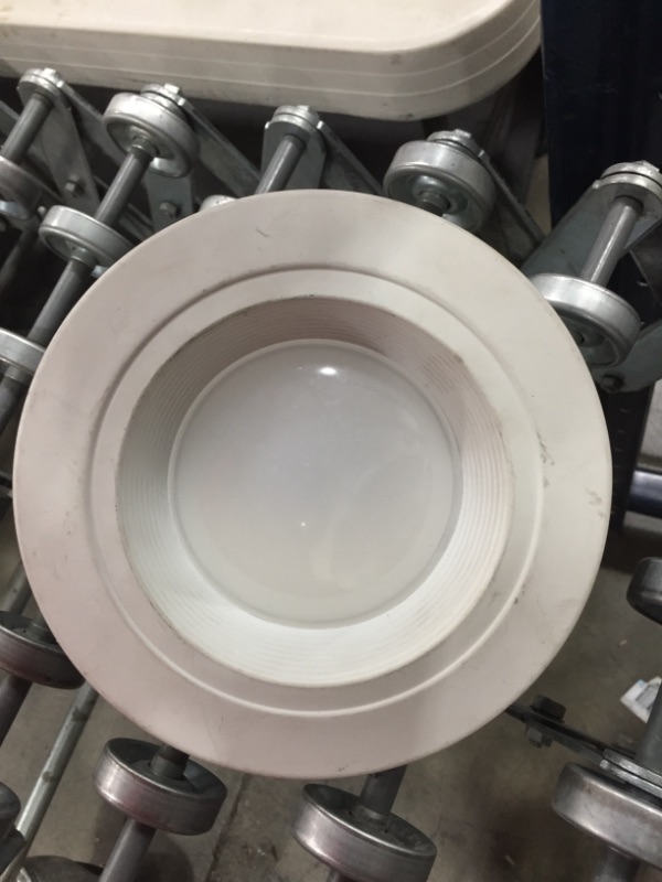 Photo 2 of HLB6 Series 6 in. 2700K-5000K Tunable CCT Smart Integrated LED White Recessed Downlight, Round Trim by Halo Home (1-Qty)