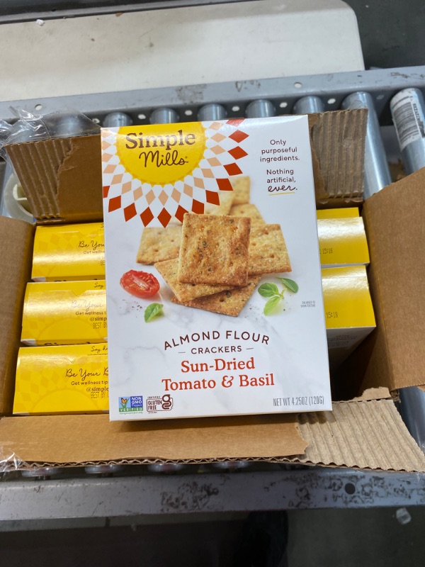 Photo 2 of ***BEST BY 9/14/2021*** Simple Mills Almond Flour Crackers, Sundried Tomato & Basil, Gluten Free, Flax Seed, Sunflower Seeds, Corn Free, Good for Snacks, Made with whole foods, 6 Count (Packaging May Vary)
