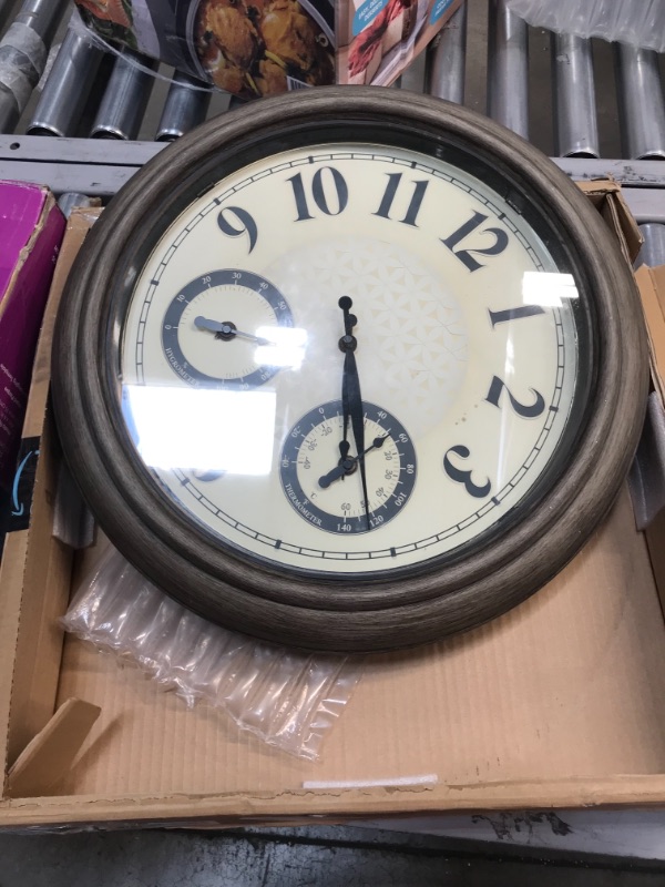 Photo 2 of (COSMETIC DAMAGES)
present time and company wall clock 18"