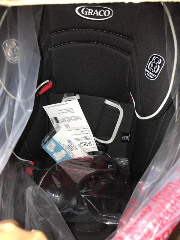 Photo 2 of Graco Atlas 65 2-in-1 Harness Booster Car Seat, Glacier