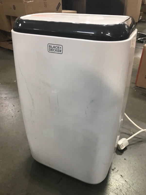 Photo 2 of BLACK+DECKER BPP10WTB Portable Air Conditioner with Remote Control, 10,000 BTU SACC/CEC (14,000 BTU ASHRAE), Cools Up to 450 Square Feet, White **DRAIN CONNECTOR IS DAMAGE** PARTS ONLY**
