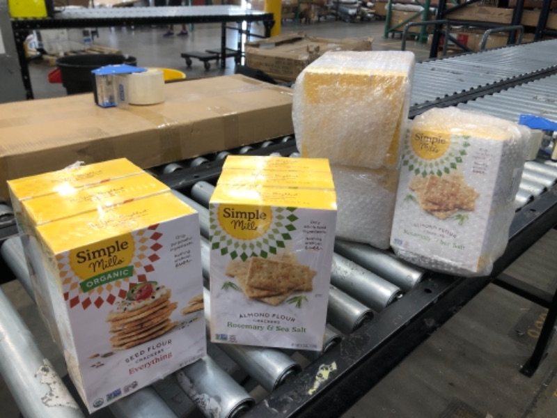 Photo 3 of 12 BOXES OF Simple Mills Almond Flour Crackers, Rosemary & Sea Salt, Gluten Free, Flax Seed, Sunflower Seeds, Corn Free, Low-Calorie Snacks, Nutrient Dense, 4.25oz (EXPIRED SEP 13 2021) AND 3 BOXES OF Simple Mills Organic Seed Crackers, Everything, Gluten