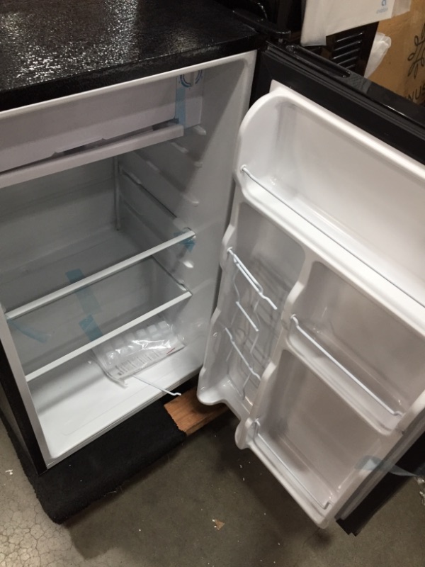 Photo 3 of 3.2 Cu Ft Single Door Mini Fridge with Freezer