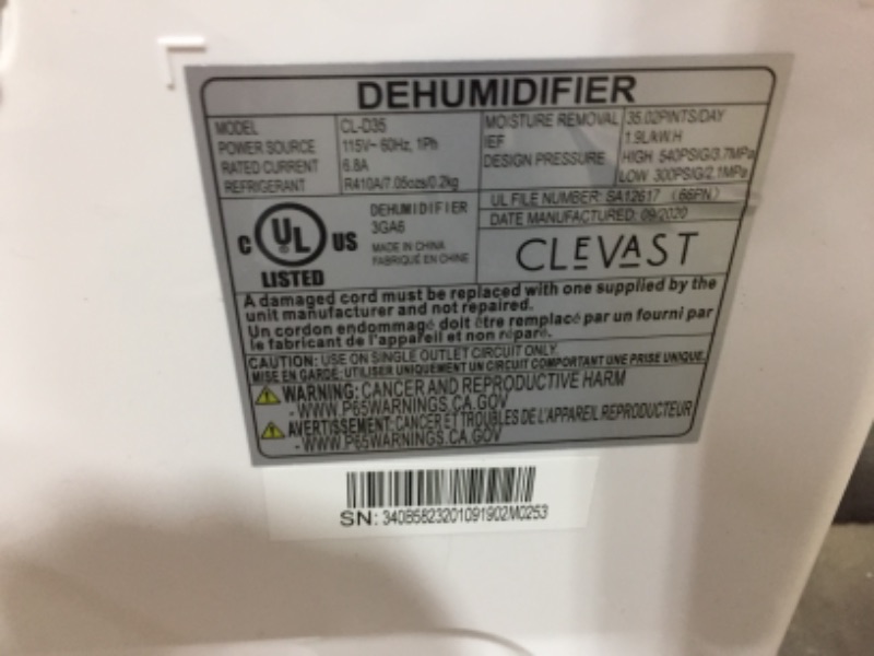 Photo 7 of NOT FUNTIONAL
CLEVAST 3,000 Sq. Ft Energy Star 35 Pints Dehumidifier with Reusable Air Filter for Home, Basement, Living Room, Garage and Closet, 1.6 Gallons Capacity Detachable Water Tank Water Tank , UL Listed