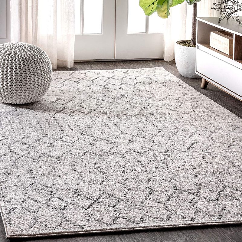 Photo 1 of JONATHAN Y Moroccan Hype Boho Vintage Diamond, Bohemian, Easy Cleaning, for Bedroom, Kitchen, Living Room, Non Shedding Area Rugs, 8 X 10, Cream/Gray
