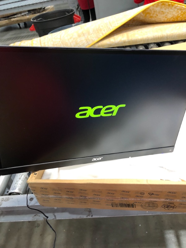 Photo 2 of Acer SB220Q bi 21.5 Inches Full HD (1920 x 1080) IPS Ultra-Thin Zero Frame Monitor (HDMI & VGA Port), Black
