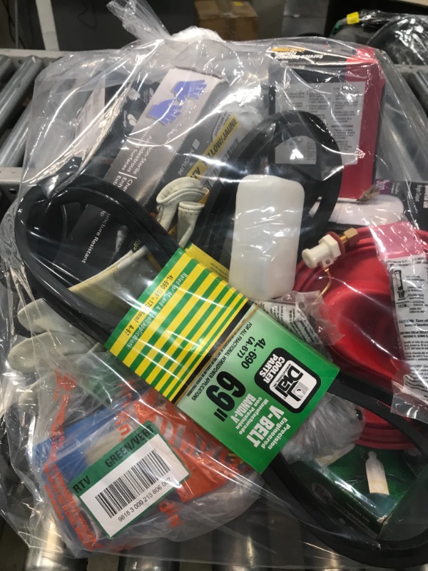 Photo 1 of **SOLD AS IS !!**
BUNDLE OF ASSORTED HOUSEHOLD GOODS ITEMS
