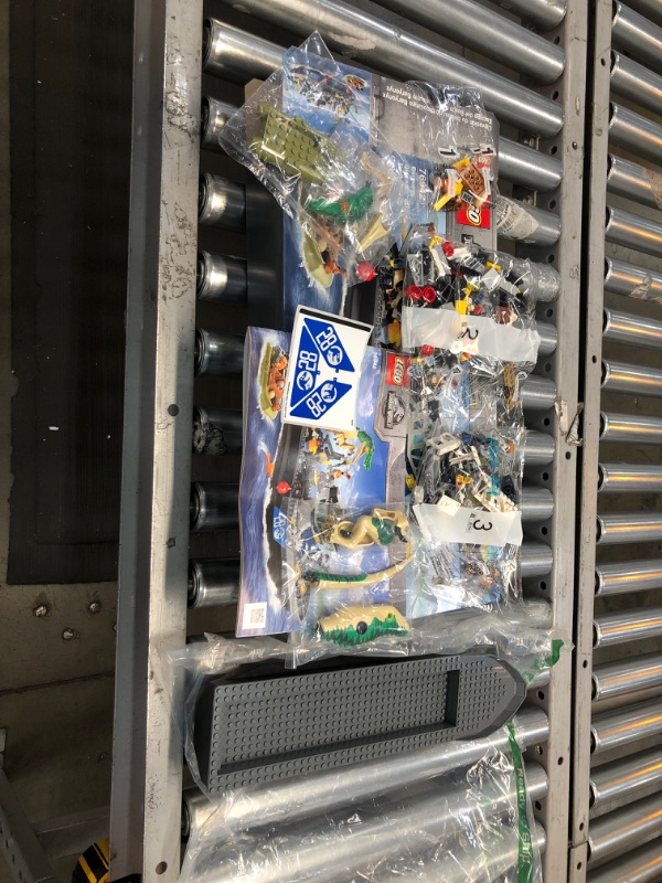 Photo 2 of LEGO Jurassic World Baryonyx Dinosaur Boat Escape 76942 Building Kit; Cool Toy Playset for Creative Kids; New 2021 (308 Pieces)
