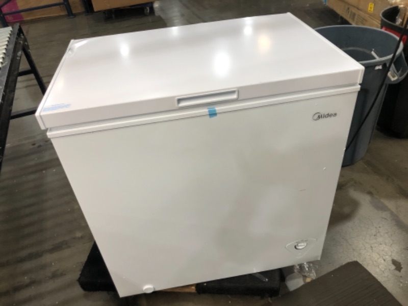Midea MRC070S0AWW Chest Freezer, 7.0 Cubic Feet, White for sale