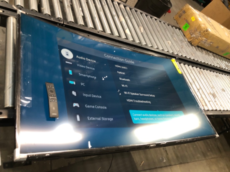 Photo 2 of SAMSUNG 55-inch Class Curved UHD TU-8300 Series - 4K UHD HDR Smart TV With Alexa Built-in (UN55TU8300FXZA, 2020 Model)

PARTS ONLY!!!!