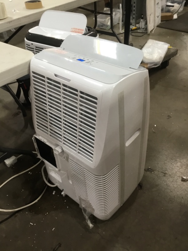 Photo 1 of BLACK+DECKER BPACT10WT Portable Air Conditioner with Remote Control, 10,000 BTU, Cools Up to 250 Square Feet, White TESTED AND FUNCTIONS