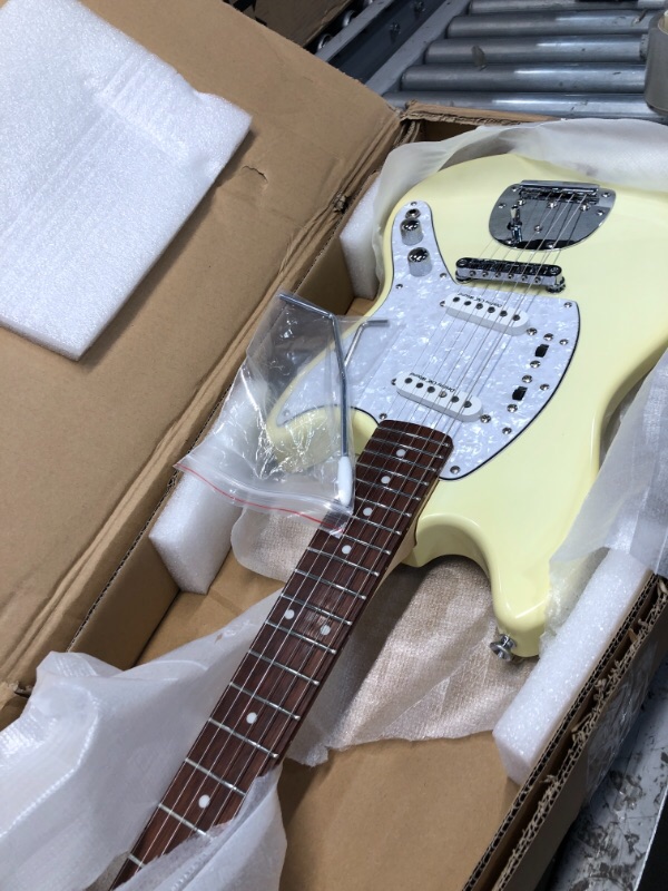 Photo 2 of ivy 6 String Solid-Body Electric Guitar, Right, Vintage White, 41.73 x 16.54 x 3.15 inches (ISMF-200 VW)... 


