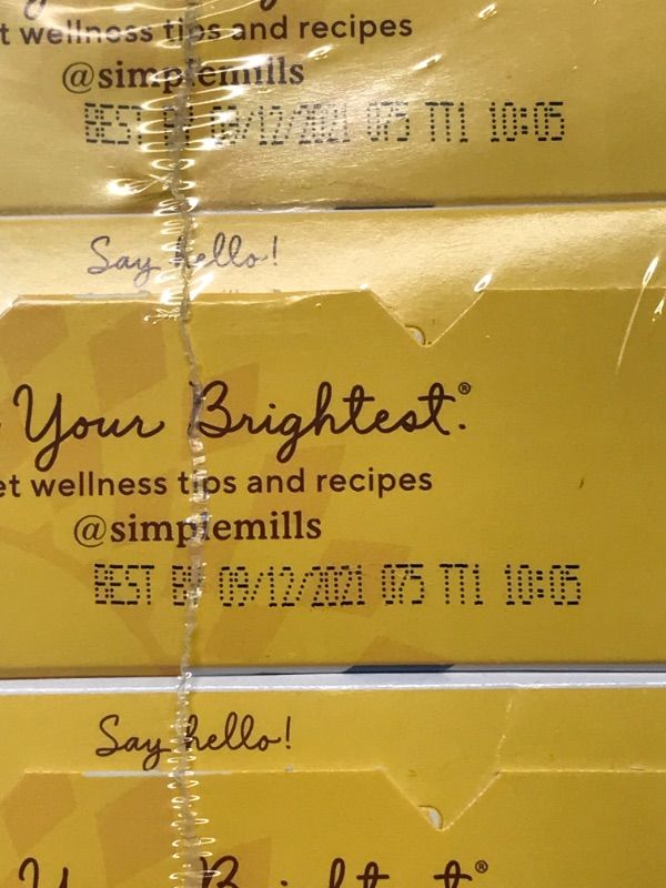 Photo 1 of EXPIRED- PACK OF 6- Simple Mills Almond Flour Crackers, Fine Ground Sea Salt, Gluten Free, Flax Seed, Sunflower Seeds, Corn Free, Low-Calorie Snacks, Nutrient Dense, 4.25oz, 3 Count- BEST BY: 09/12/2021

