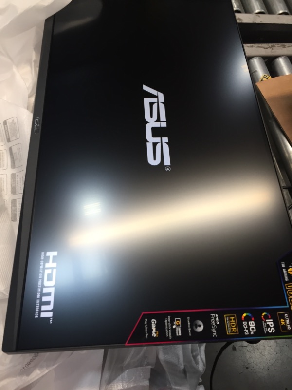 Photo 3 of 28" IPS WLED 4k Gaming Monitor (DisplayPort, HDMI)