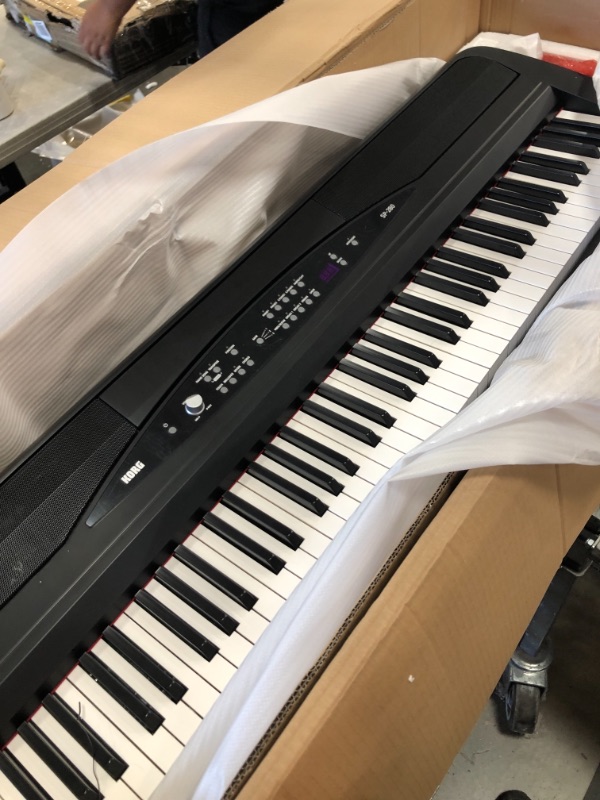 Photo 2 of Korg SP280BK 88-Key Digital Piano with Speaker

//lights not working 