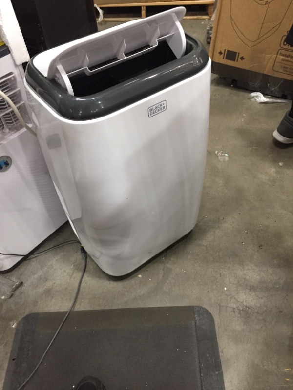 Photo 2 of BLACK+DECKER BPP05WTB Portable Air Conditioner with Remote Control, 5,000 BTU SACC/CEC (8,000 BTU ASHRAE), White
