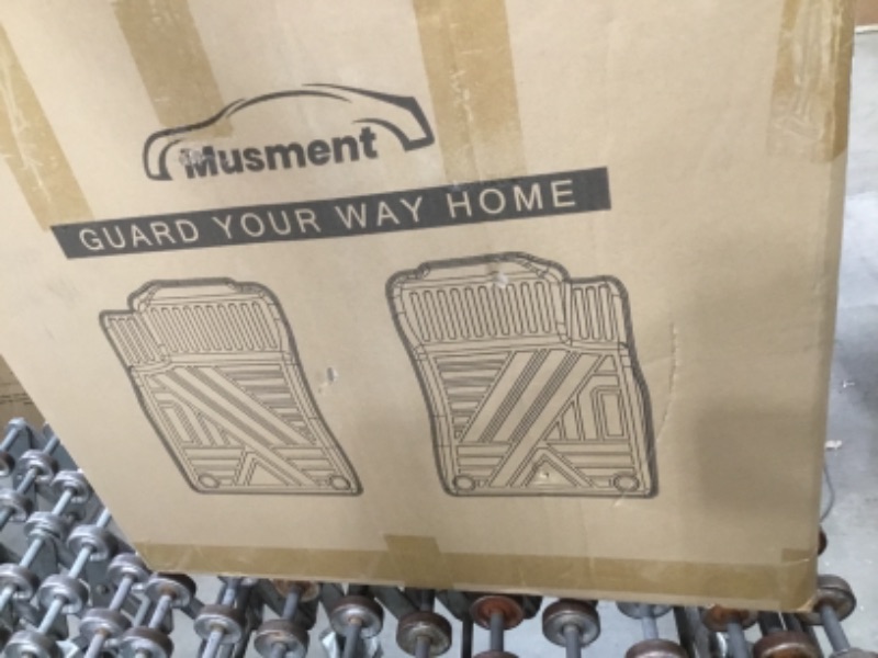 Photo 1 of MUSEMENT CARGO LINER 2 PCS