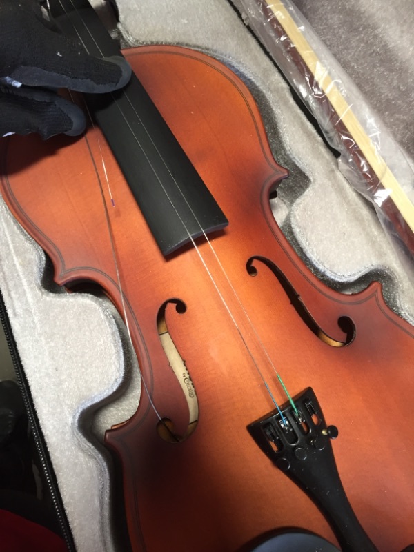 Photo 6 of *USED*
*2 strings are broken*
Mendini By Cecilio Violin For Kids & Adults - 4/4 MV300 Satin Antique, Student or Beginners Kit w/Case, Bow, Extra Strings, Tuner, Lesson Book - Stringed Musical Instruments
