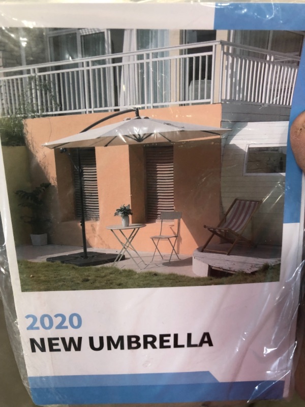 Photo 4 of 10 ft beige patio umbrella 