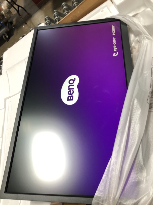 Photo 2 of BenQ EL2870U 28 inch 4K Monitor for Gaming 1ms Response Time, FreeSync, HDR, eye-care, speakers
