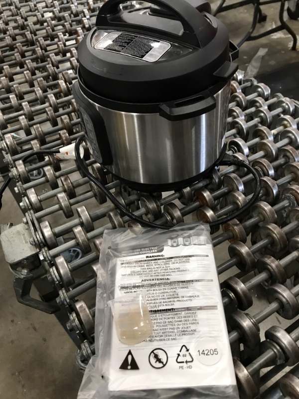 Photo 3 of Instant Pot Duo Mini 3 Qt 7-in-1 Multi- Use Programmable Pressure Cooker, Slow Cooker, Rice Cooker, Steamer, Sauté, Yogurt Maker and Warmer
PARTS ONLY