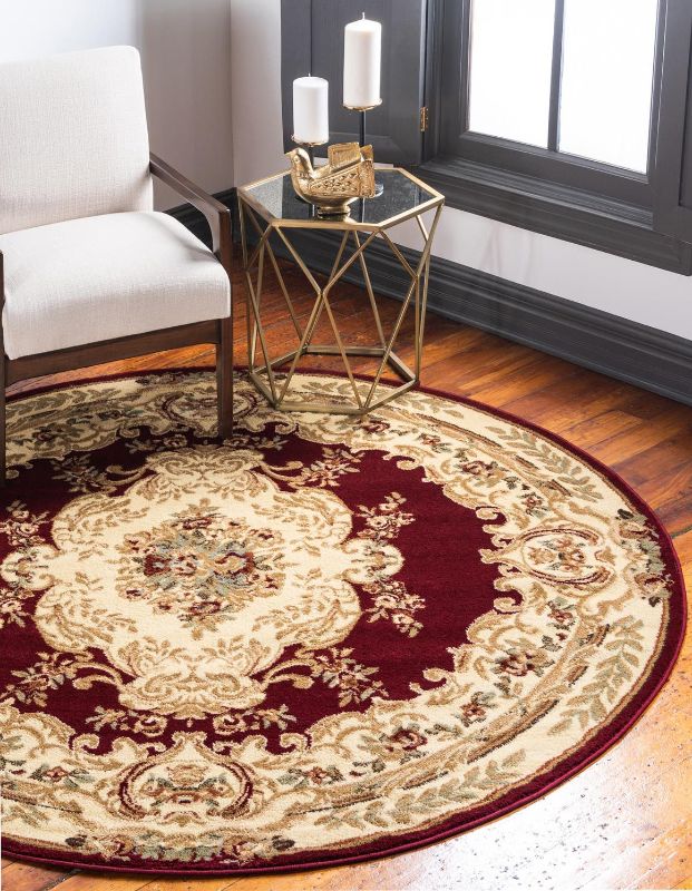 Photo 1 of 6' x 6' Classic Aubusson Round Rug
