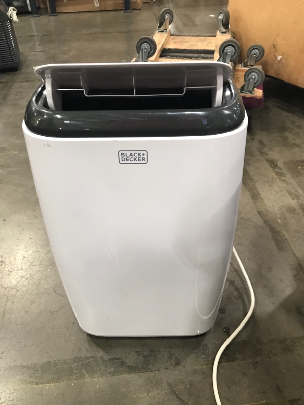 Photo 1 of BLACK+DECKER BPP10WTB Portable Air Conditioner with Remote Control, 10,000 BTU SACC/CEC (14,000 BTU ASHRAE), Cools Up to 450 Square Feet, White
**MISSING ACCESSORIES**