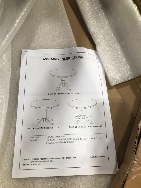 Photo 2 of 36" Round Top Pedestal Dining Table/Espresso
**MISSING PEDESTAL**TABLE TOP ONLY**