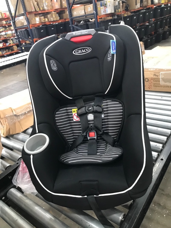 Photo 3 of Graco Admiral 65 Convertible Car Seat, Studio
