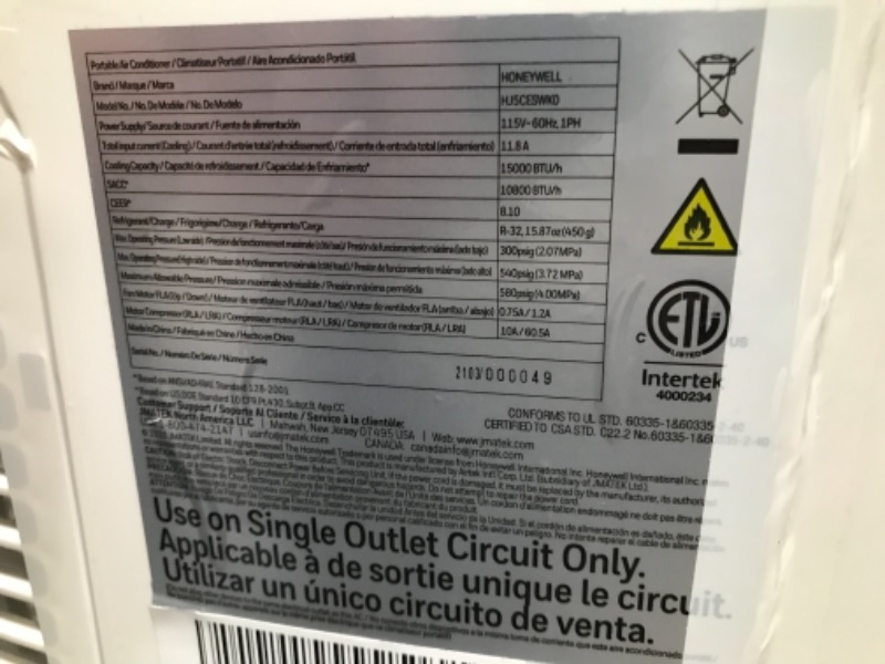 Photo 6 of COULD NOT GET IT TO TURN ON
Honeywell 15,000 BTU Portable Air Conditioner with Dehumidifier & Fan Cools Rooms Up To 775 Sq. Ft. with Remote Control, HJ5CESWK0, White/Black

DOES NOT BLOW