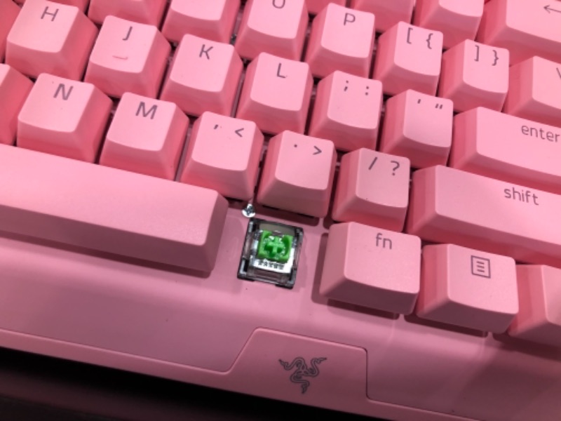 Photo 2 of Razer BlackWidow V3 Mechanical Gaming Keyboard Green Switch Quartz