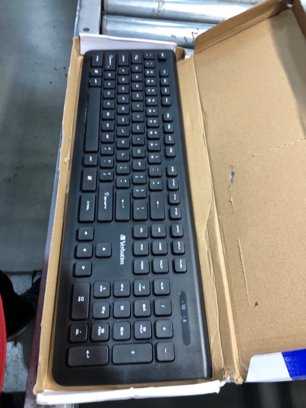 Photo 2 of Verbatim Slimline Keyboard and Mouse
