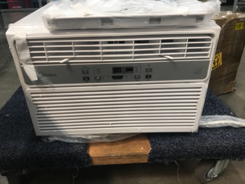 Photo 1 of Midea EasyCool 8,000 BTU Window Air Conditioner, Fan-Cools, Circulates, and Dehumidifies Up to 350 Square Feet, Has A Reusable Filter, and Includes an LCD...
NOT BOXED!