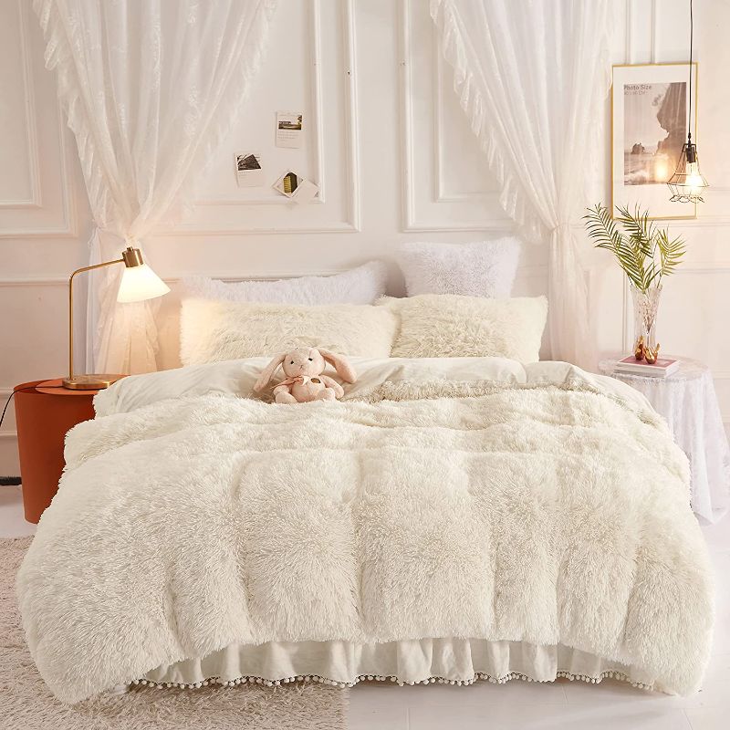 Photo 1 of *ONLY KING BLANKET* XIYU Luxury Plush Ultra Soft Crystal Velvet Shaggy Duvet Cover Set Bedding Sets 3 Pieces(1 Faux Fur Duvet Cover + 2 Faux Fur Pillowcase) (King, Beige)
