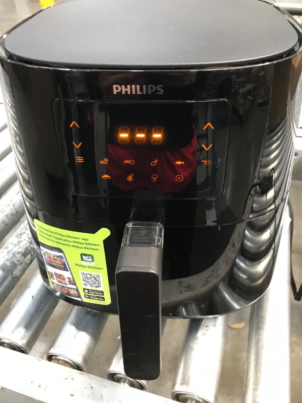 Photo 3 of Philips Essential Airfryer Compact 1.8lb/4.1L Capacity Digital Airfryer with Rapid Air Technology, Easy Clean Basket, Black- HD9252/91
