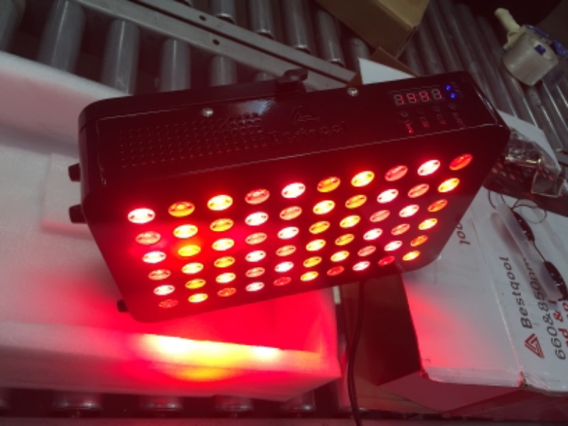 Photo 2 of Bestqool Red Light Therapy Device, 660nm 850nm Near Infrared Therapy with Timer, 60 LEDs, Clinical Grade High Power Low EMF Output LED Light Therapy for Anti-Aging, Pain Relief. 95W Power Consumption.

//TESTED,POWERS ON
