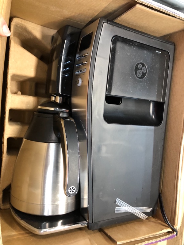 Photo 3 of 10-Cup Coffee Maker with Thermal Carafe